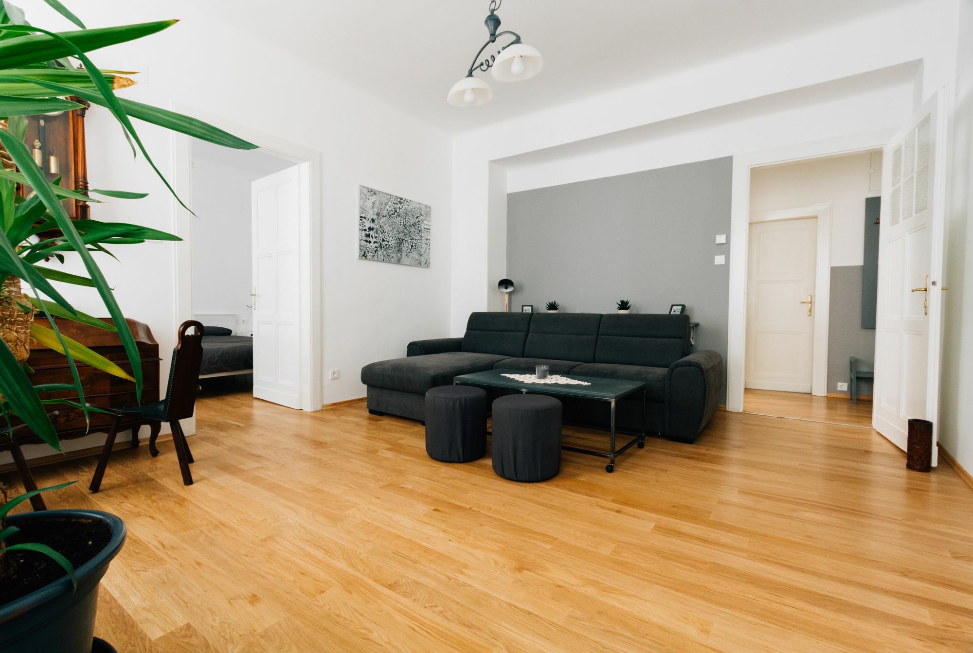 Mazuranic Square Apartment Загреб Екстериор снимка